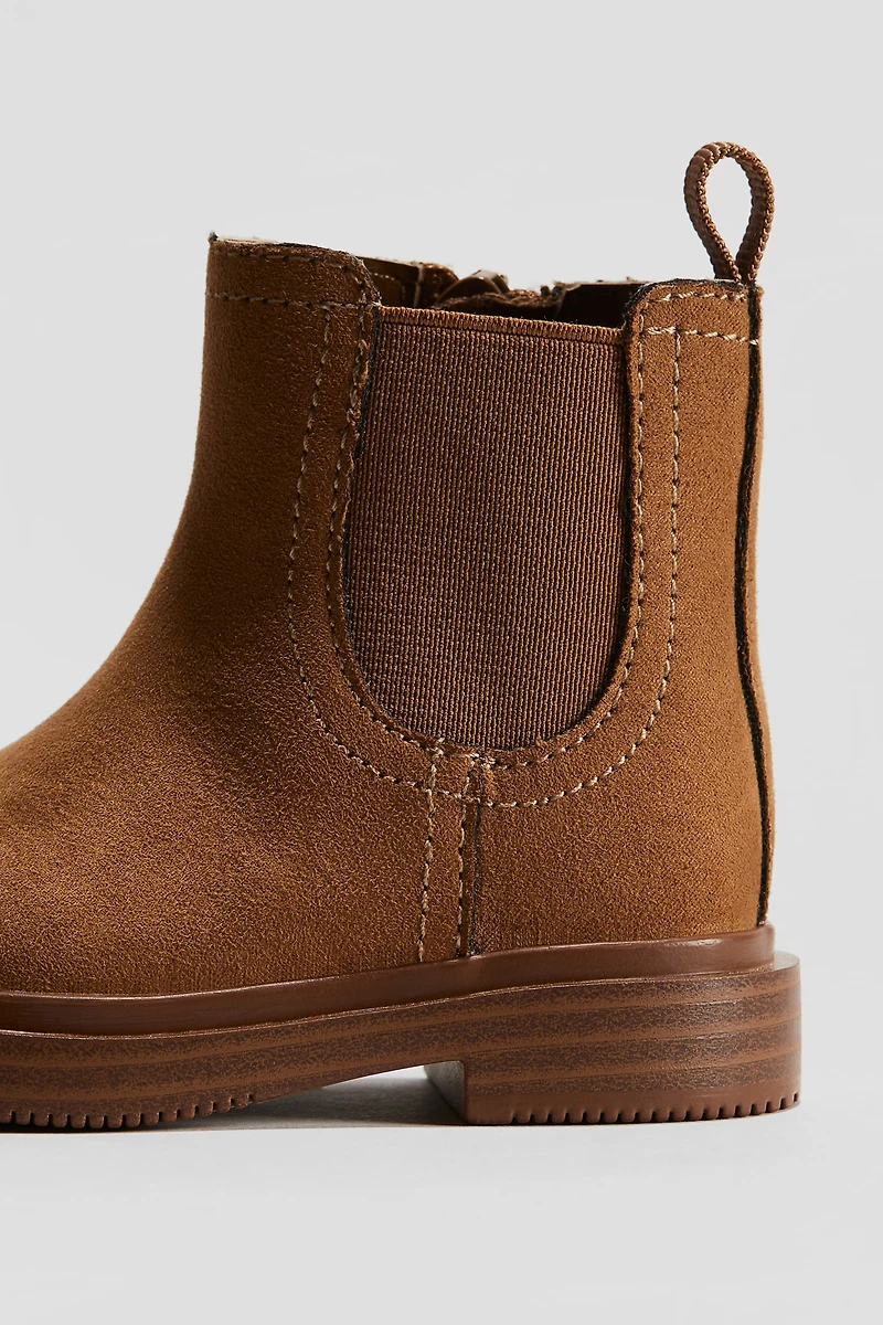 Chelsea Boots