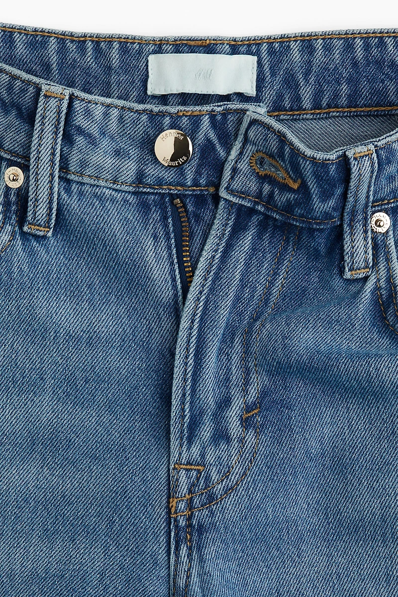 Feather Soft Wide Regular Jeans