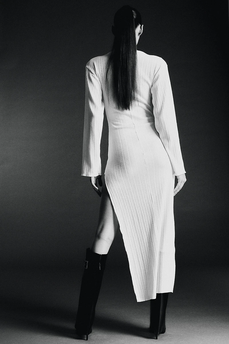Robe asymétrique côtelée