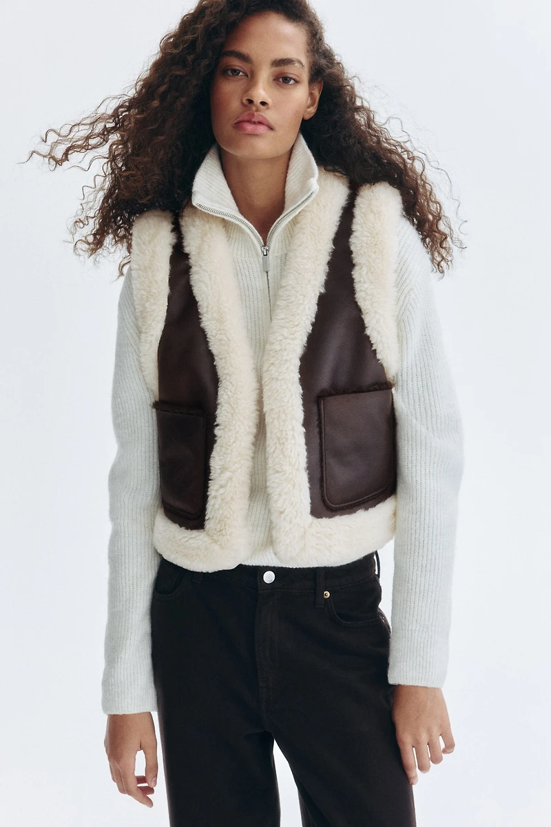 Fluffy-Trimmed Vest