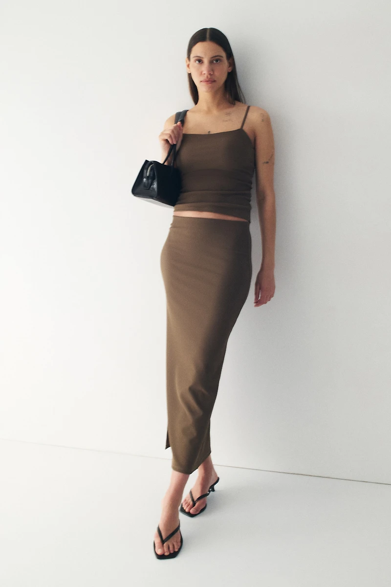 Cooling Slim Fit Ribbed midi skirt