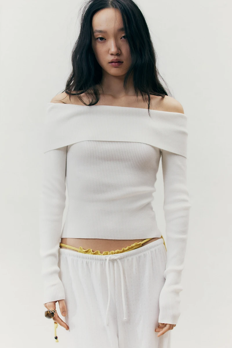 Wide-Leg Drawstring Pants