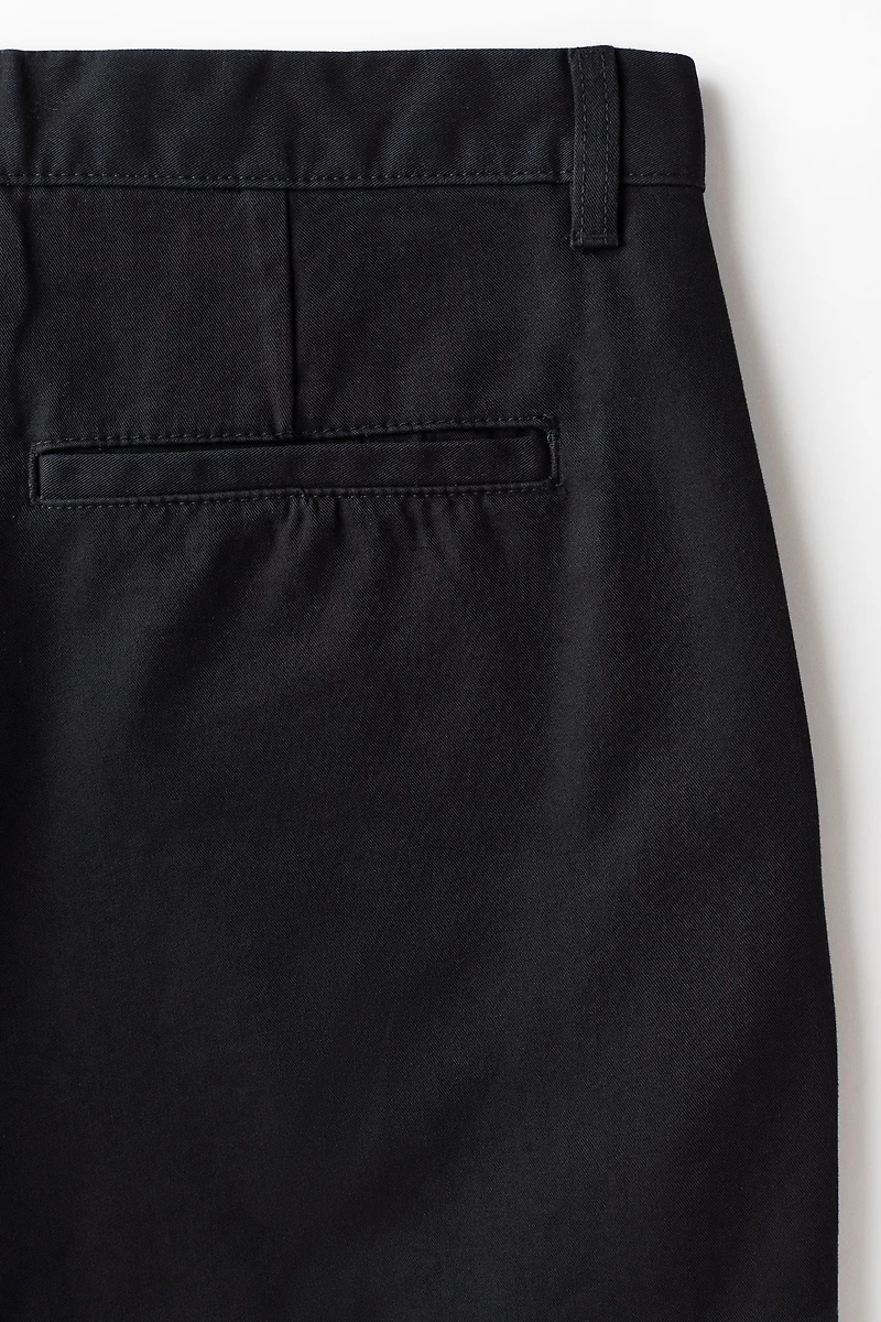 Loose-Fit Cotton Chinos