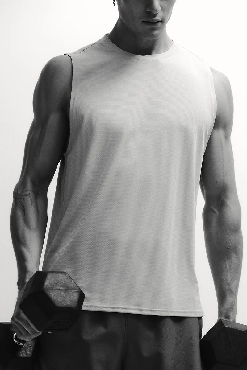 Regular-Fit Sports Tank Top with DryMove™