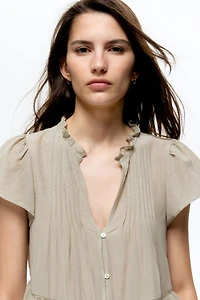Puff-Sleeved Blouse