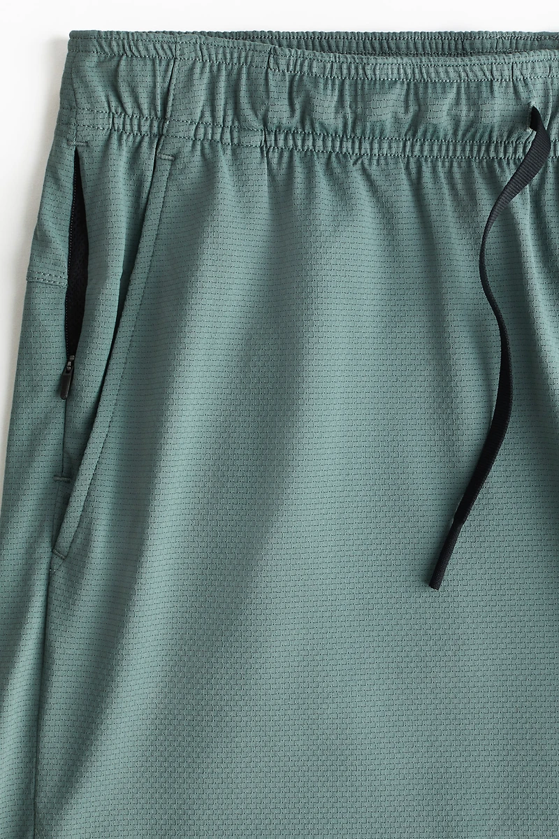 Sports Shorts with DryMove™