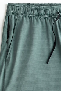 Sports Shorts with DryMove™