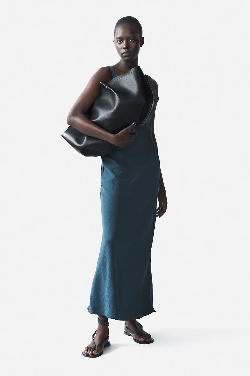 Robe à enfiler en satin