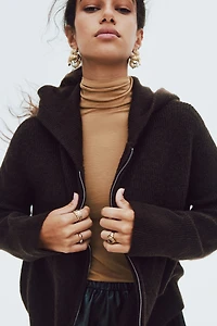 Chandail à fermeture éclair avec capuchon