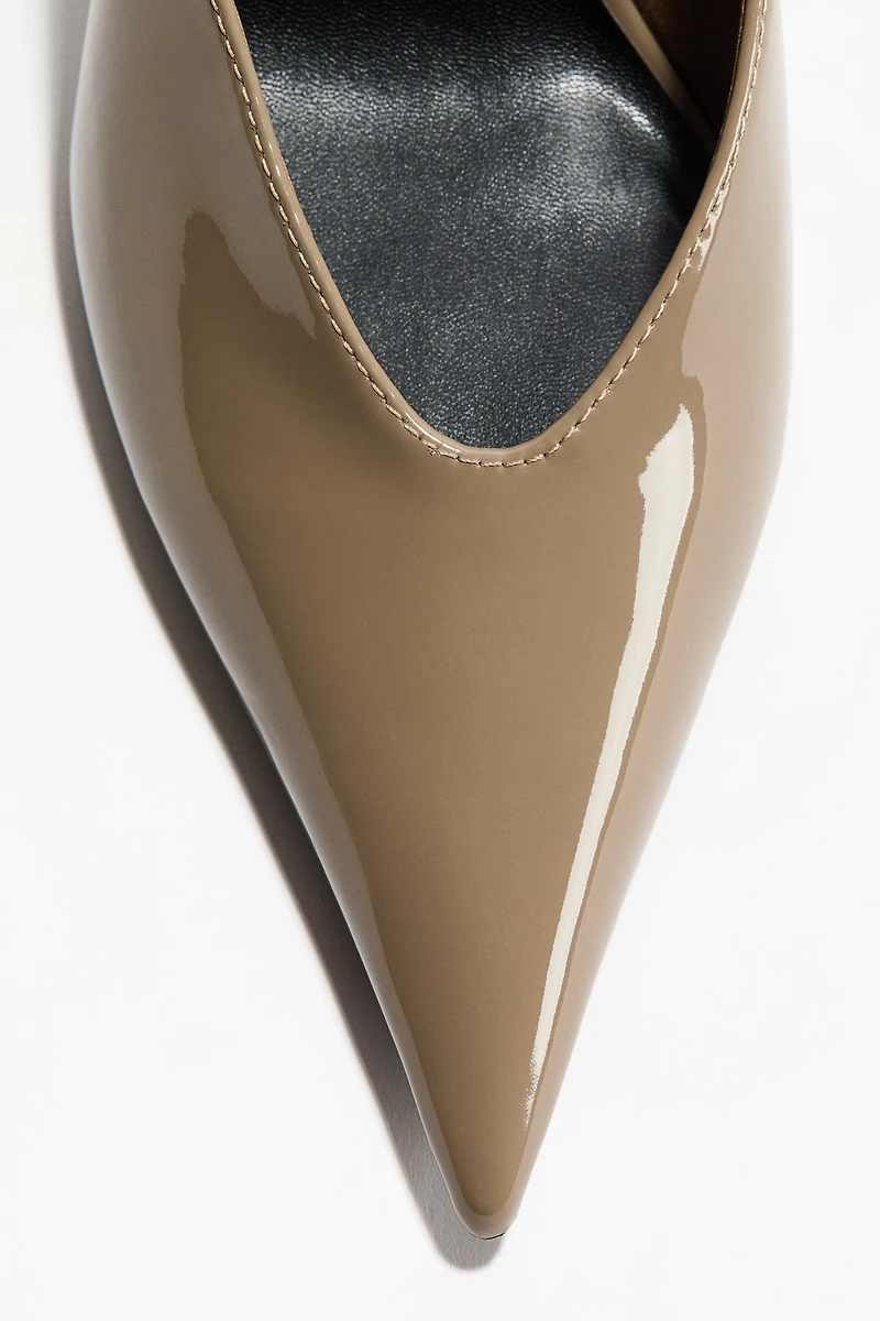 Pointed Heeled Mules