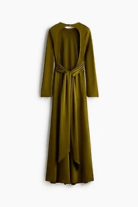 Robe avec dos ouvert et détail à nouer