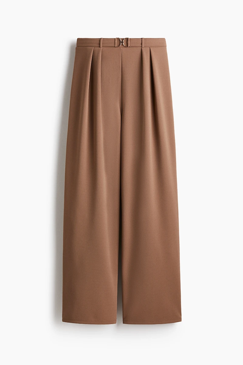 Pantalon de tailleur avec boucle