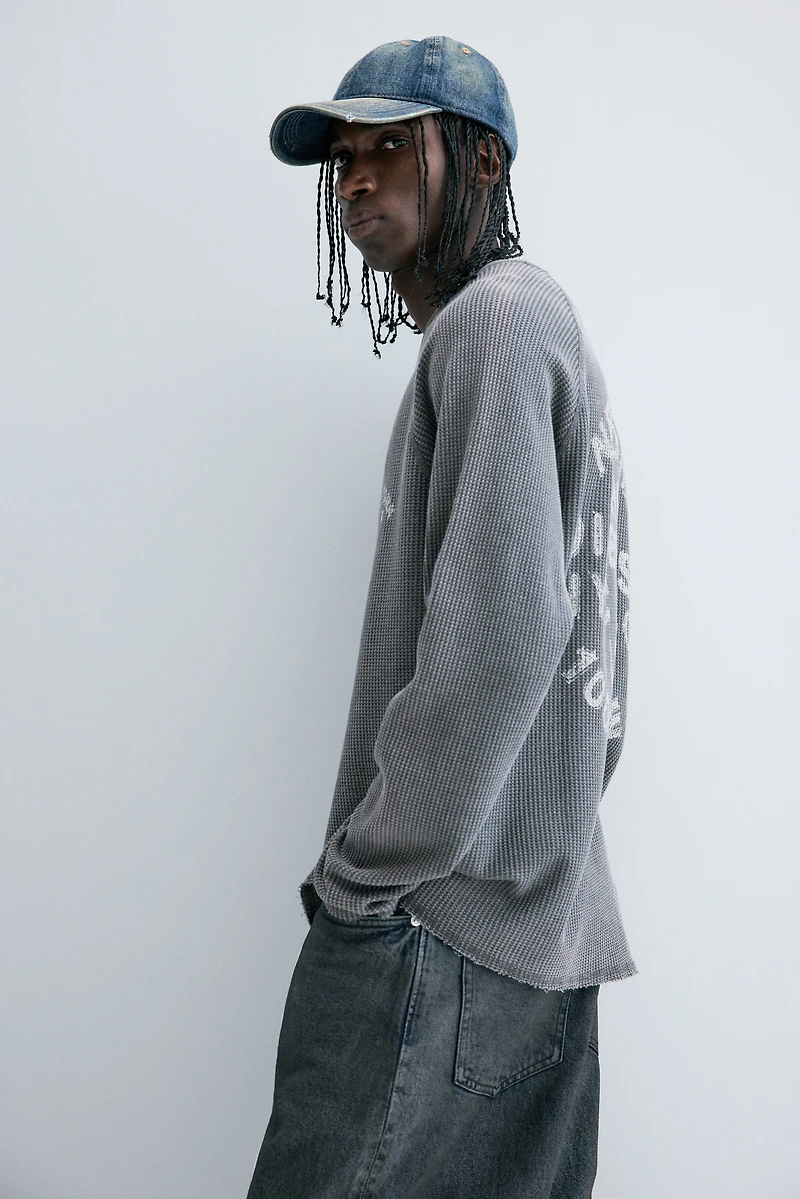 T-shirt gaufré classique à manches longues