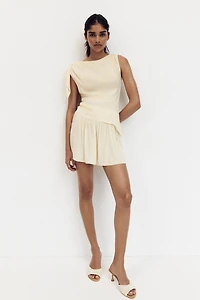 Asymmetric Tie-Detail Top