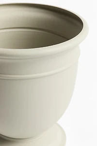 Grand pot de fleurs en métal