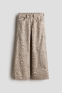 Jean taille basse à jambes larges