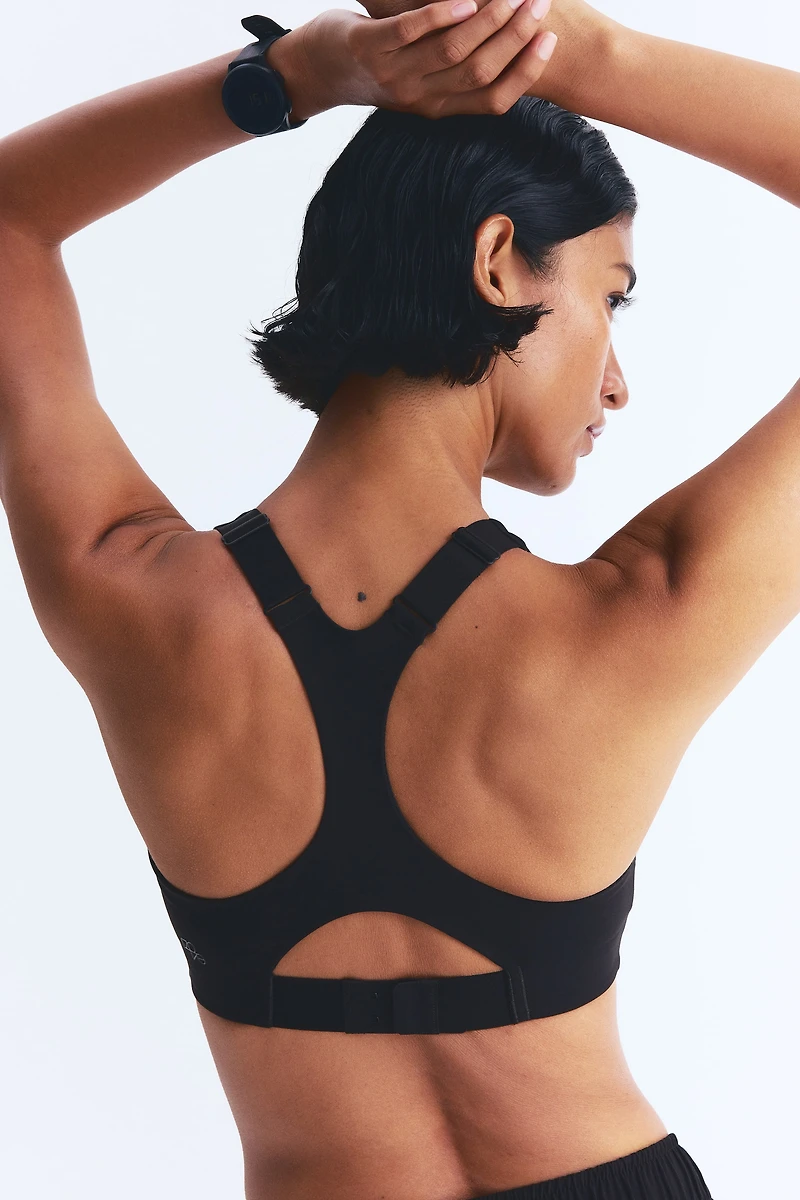 High Support Sports Bra with ShapeMove™
