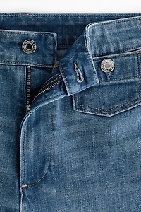 Wide High Waist Ankle Jeans