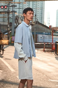 Short coupe décontractée d'aspect fait au crochet