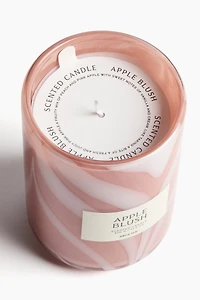 Bougie parfumée dans un pot en verre