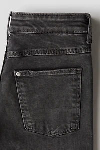 Relaxed Tapered Fit Jeans