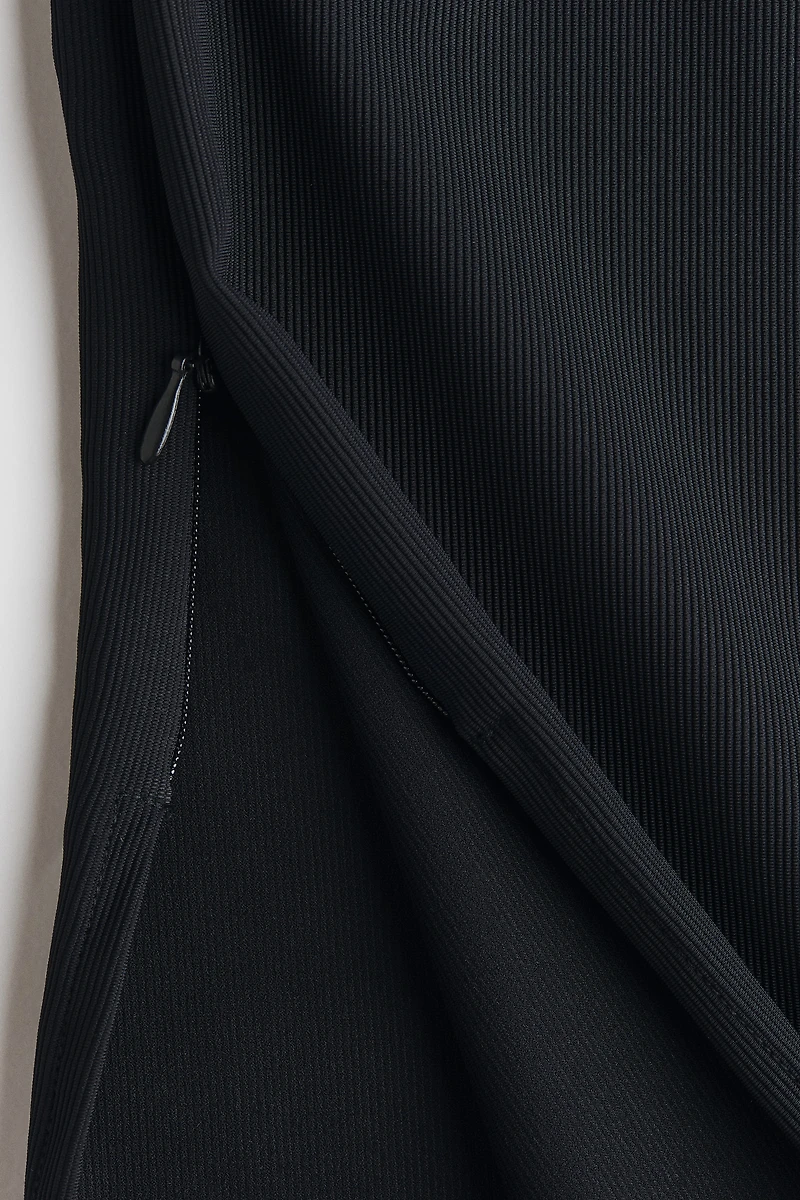 Cooling Slim Fit Ribbed midi skirt