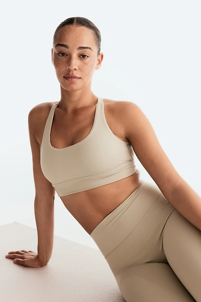 Medium Support Sports Bra with SoftMove™
