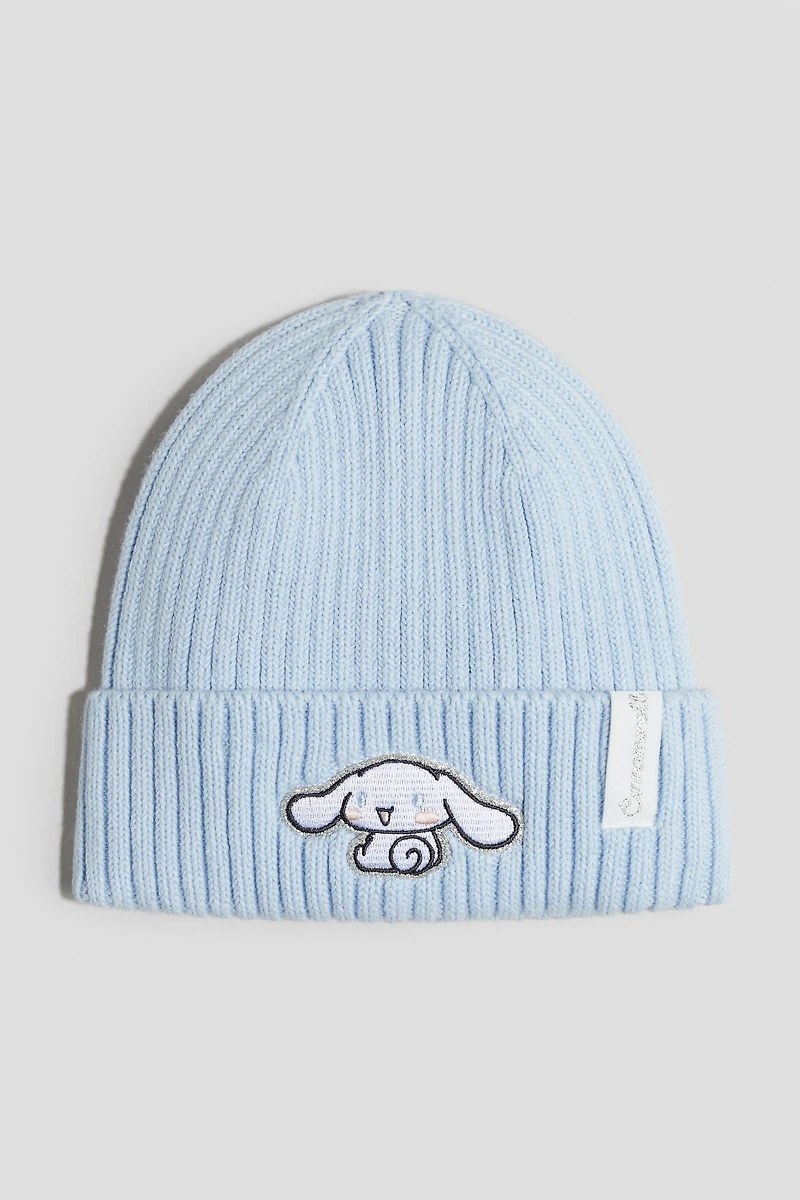 Rib-Knit Beanie with Motif