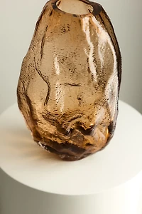 Vase en verre texturé