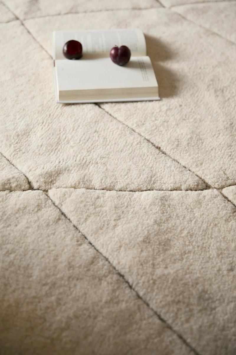 Wool-Blend Fringed Rug