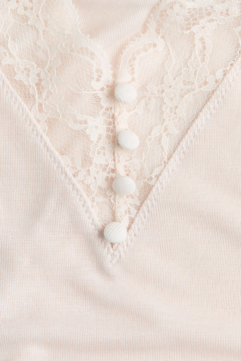Nuisette en viscose mélangée avec dentelle