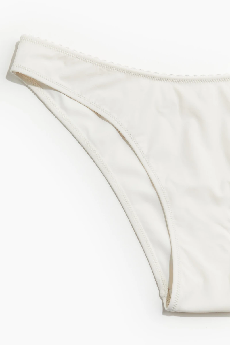 Culotte de bikini échancrée