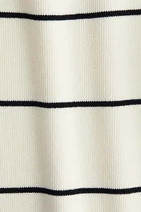 Scoop-neck Sweater