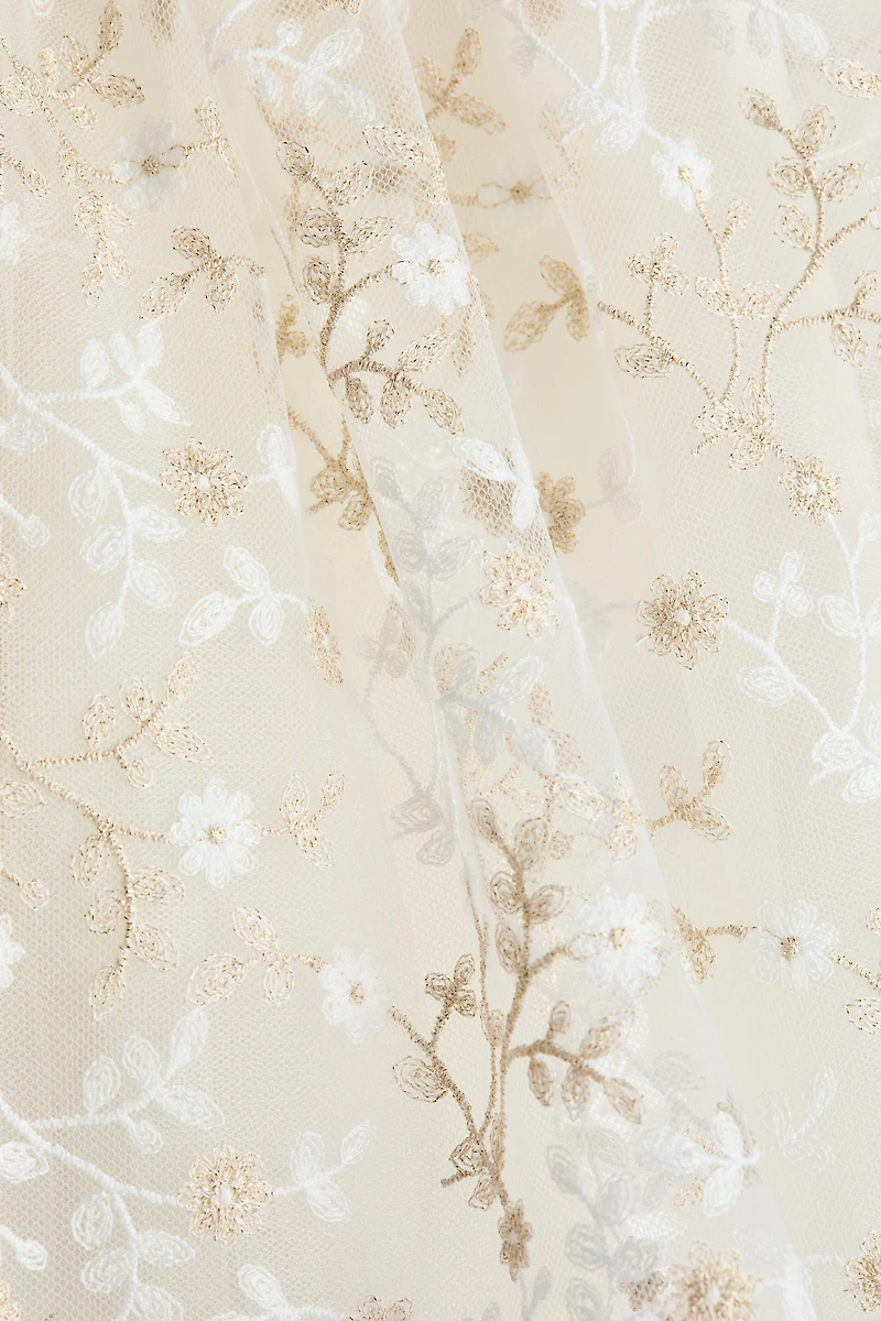 Jupe en tulle brodée