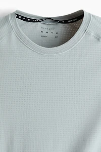 Muscle Fit Sports T-Shirt with DryMove™