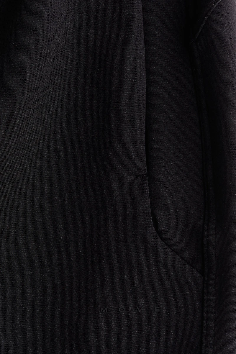 Loose-Fit Sports Joggers with DryMove™