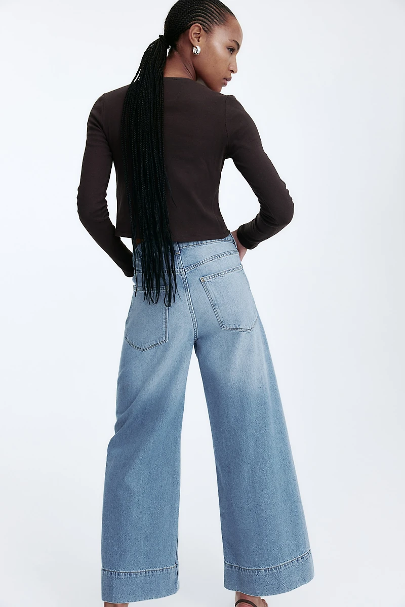 Jean ample à taille basse