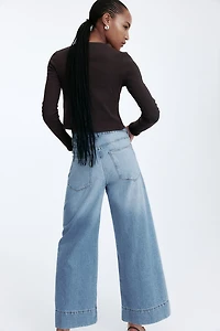Jean ample à taille basse
