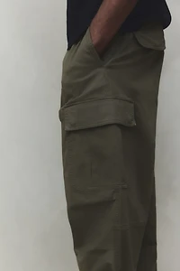 Loose-Fit Cargo Pants