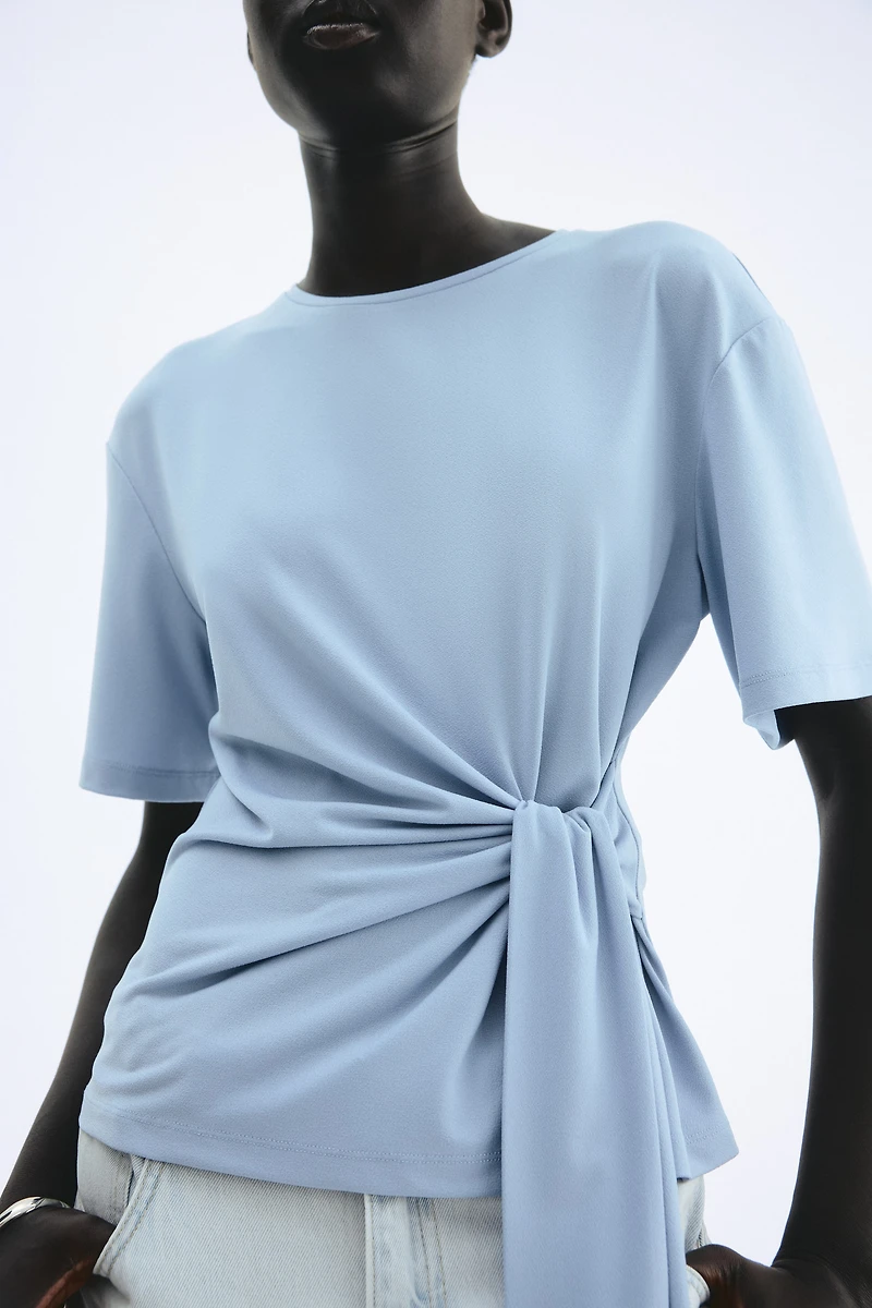 Tie-Detail Top