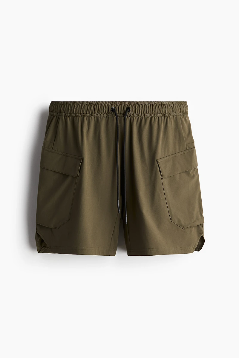 Mid-Length Cargo Sports Shorts with DryMove™