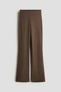 Pantalon évasé étirable dans tous les sens