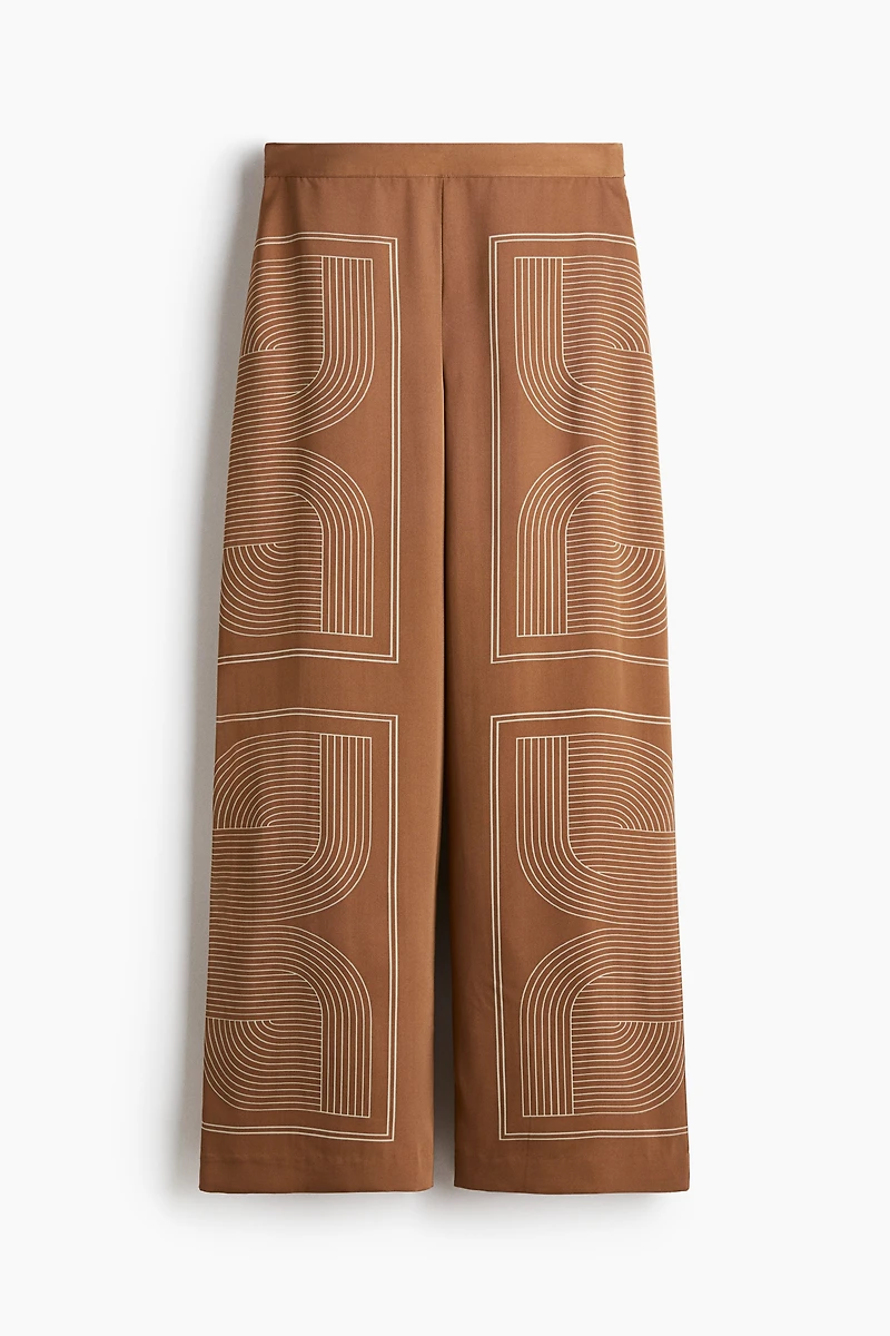 Straight-Leg Pants