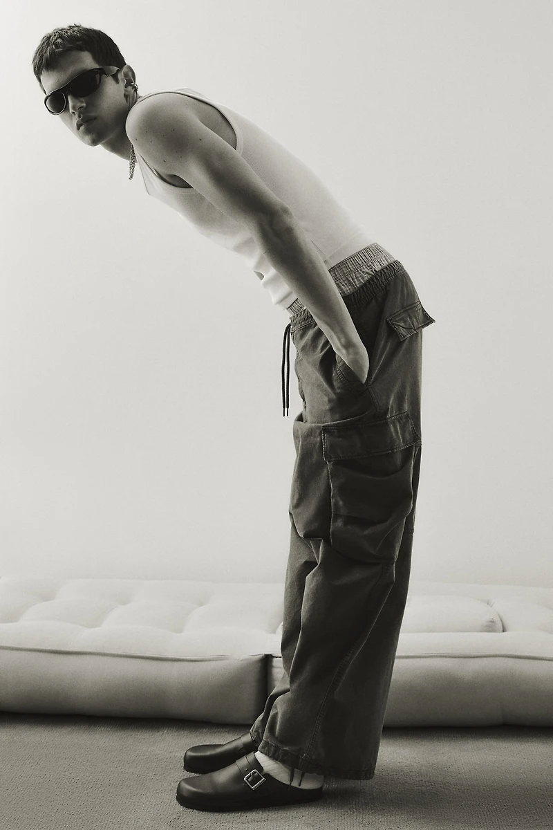 Loose-Fit Washed Cargo Pants