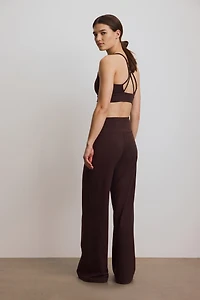 Wide-Leg Sports Leggings with SoftMove™