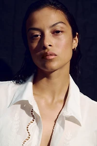Chemise de plage en coton avec broderie anglaise