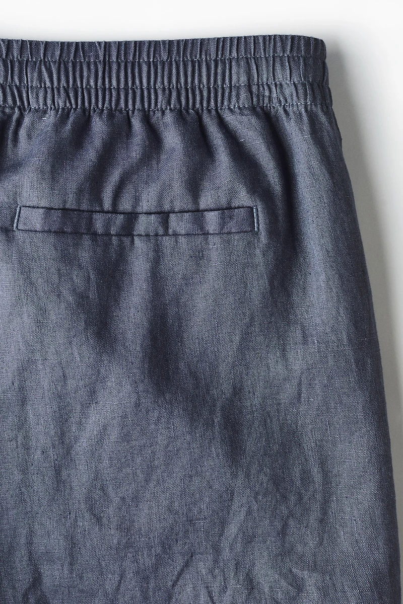 Relaxed-Fit Linen Shorts