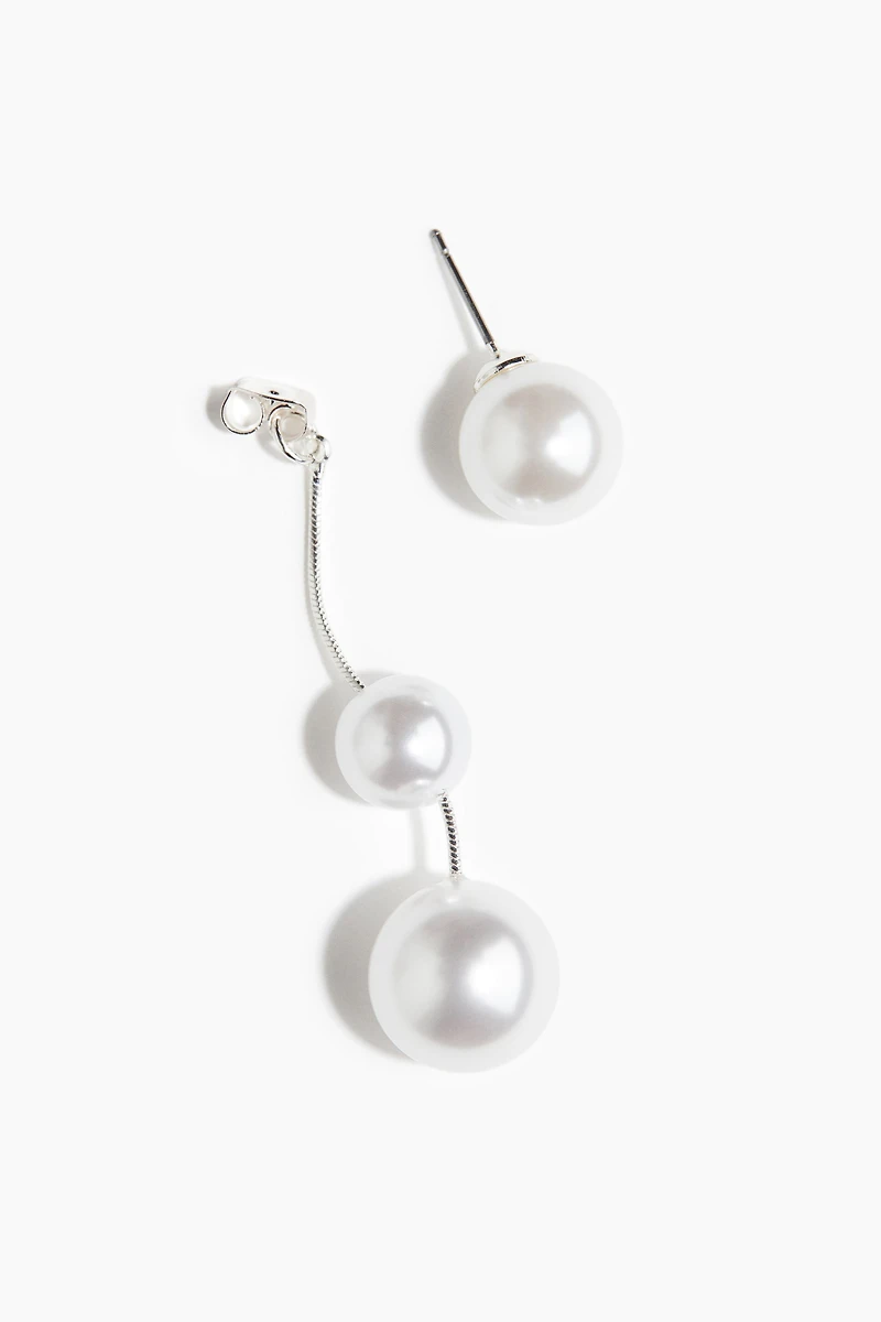 Boucles d'oreilles perles de fantaisie sur chaîne