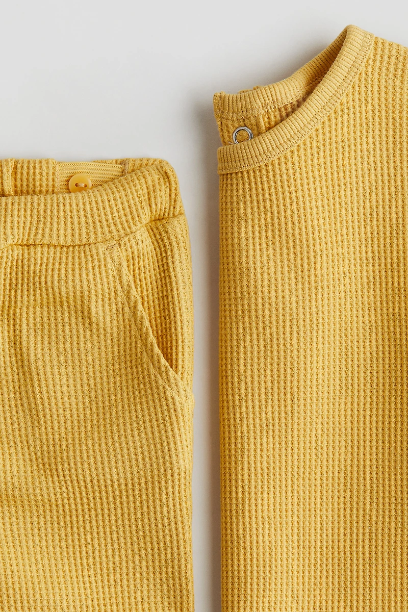 2-Piece Waffled Jersey Set