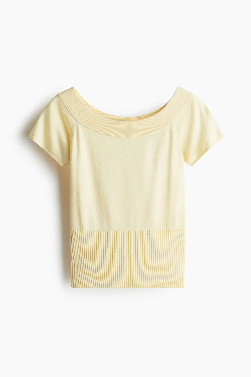 Haut à épaules nues